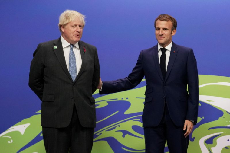 MACRON ATTEND DES BRITANNIQUES QU'ILS N'INSTRUMENTALISENT PAS LE NAUFRAGE DE MIGRANTS