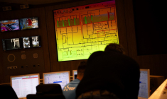 La salle de contrôle de la centrale de Flamanville, le 25 avril 2024. ( AFP / LOU BENOIST )