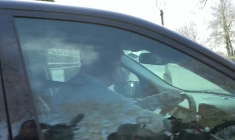 Mandelson quitte son domicile avant la publication de documents sur Epstein