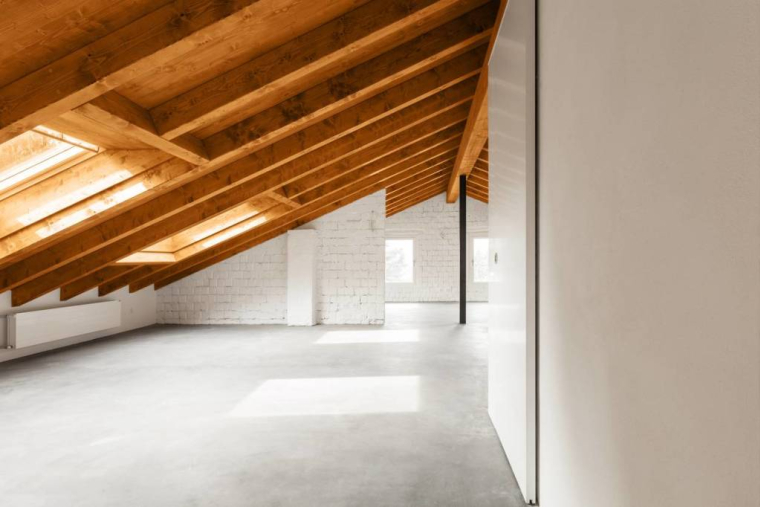 A qui s'adresser pour des travaux ? istock.com - piovesempre