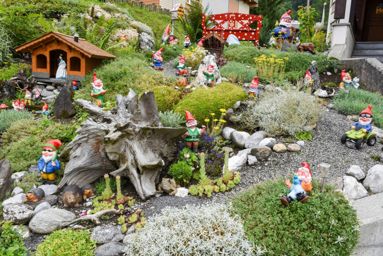 Le kitsch est omniprésent dans notre monde contemporain. (crédit: Adobe Stock).