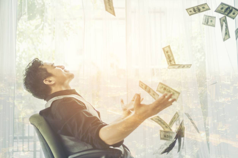 Un impôt pour les plus riches se développe dans le monde -iStock-greenleaf123