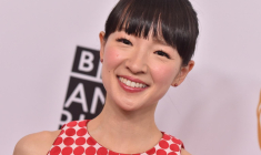 Du haut de son mètre quarante et de ses 36 printemps, Marie Kondō s’est imposée comme la reine du rangement et de l’harmonie intérieure