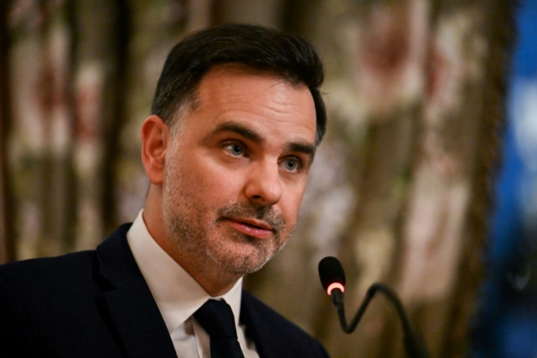 Le ministre français délégué au Commerce extérieur, Laurent Saint-Martin, le 27 juin 2025 à Buenos Aires ( AFP / LUIS ROBAYO )