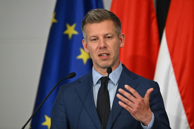 Le futur Premier ministre hongrois Peter Magyar, à Budapest, le 20 avril 2026 ( AFP / Attila KISBENEDEK )