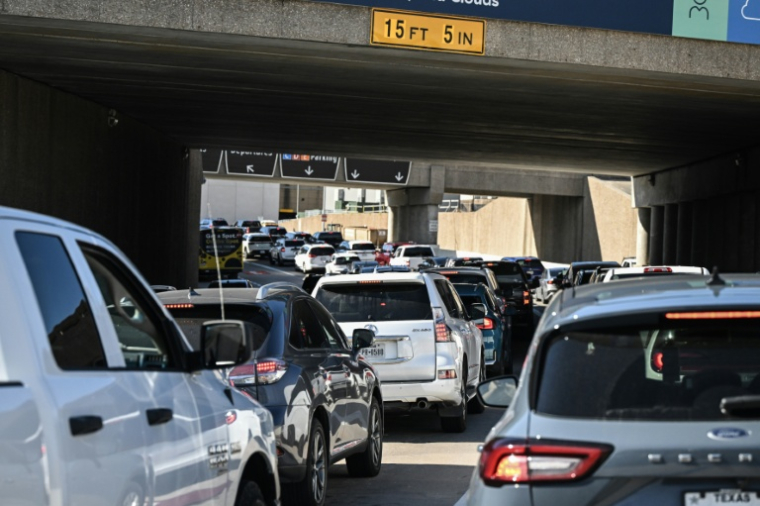 Sur une autoroute du Texas en novembre 2025 ( AFP / RONALDO SCHEMIDT )