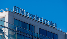 STMicroelectronics enseigne (Crédit:  / Adobe Stock)