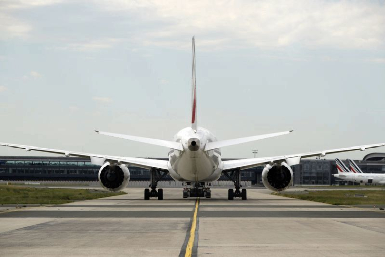 APRÈS LES TIRS DE MISSILES, LES COMPAGNIES AÉRIENNES ÉVITENT IRAN ET IRAK