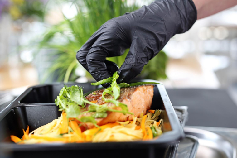 La crise sanitaire a consacré comme une tendance de fond les dark kitchen. crédit photo : Shutterstock