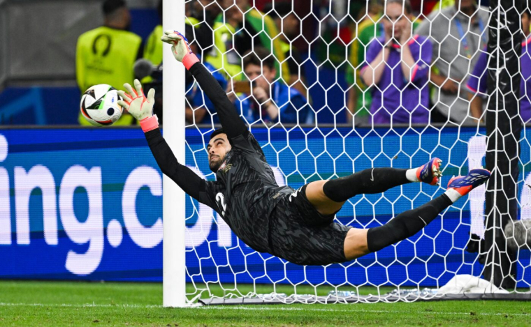Les stats qui font entrer Diogo Costa dans l’histoire