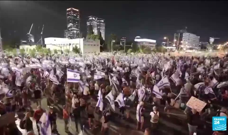Réforme judiciaire contestée en Israël : vague de protestations, Benjamin Netanyahu minimise