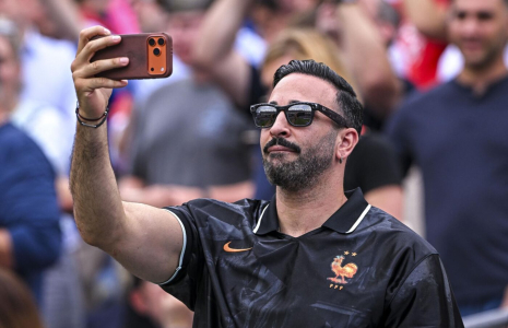 Adil Rami n'est pas du tout « sexiste » : il a des joueuses dans son équipe FIFA