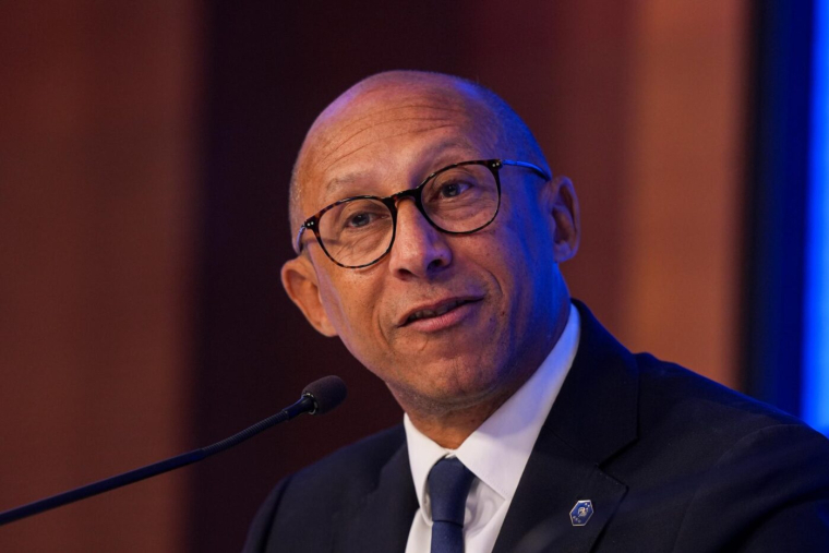 Le projet de la FIFA d'ouvrir la porte aux investisseurs privés inquiète la FFF