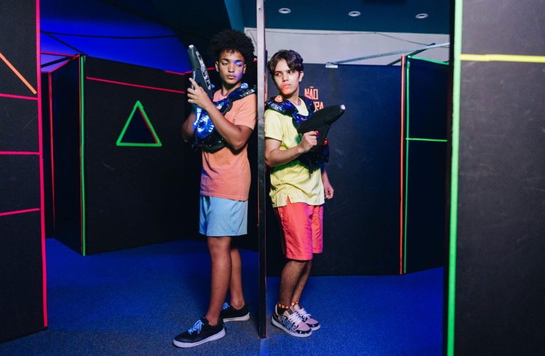 Nos conseils pour jouer au laser game pour moins de 11 euros. ( crédit photo : Getty Images )