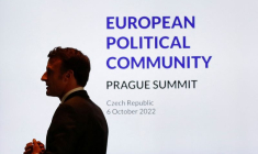 Le président français Emmanuel Macron assiste au sommet informel de l'UE 27 à Prague