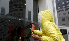 FRANCE: MANIFESTATION D'EXTINCTION REBELLION DEVANT LE SIÈGE DE TOTAL À LA DÉFENSE