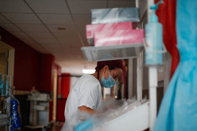 PLUS DE 9.500 CONTAMINATIONS AU CORONAVIRUS RELEVÉES EN 24 HEURES