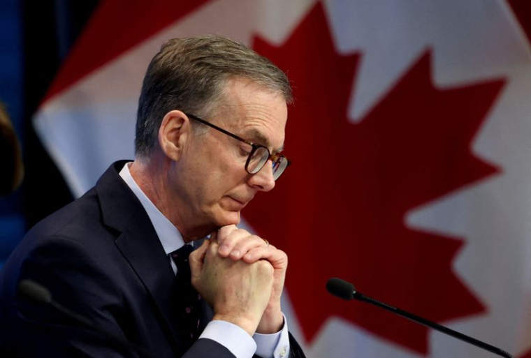 Le gouverneur de la Banque du Canada, Tiff Macklem, participe à une conférence de presse à Ottawa