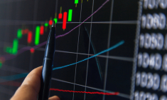 Les marchés progressent jeudi matin alors que les annonces de la BCE devraient être saluées par les marchés, explique Edmond de Rothschild AM.
