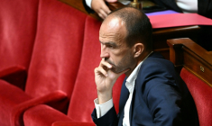 Le député Manuel Bompard de La France Insoumise avant le vote de confiance sur le budget d'austérité du gouvernement, à l'Assemblée nationale à Paris, le 8 septembre 2025 ( AFP / Bertrand GUAY )
