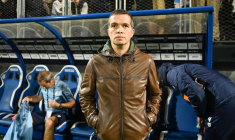 Le nouveau coach à la mode prolonge en Ligue 2
