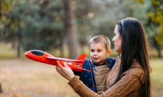 Protégez l’avenir de vos enfants ou petits-enfants avec le pacte adjoint. Ce dispositif vous permet de fixer les conditions d’utilisation de l‘épargne transmise via un contrat d’assurance-vie.