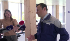 Stellantis: "Poissy, ça continue" (directeur du site)