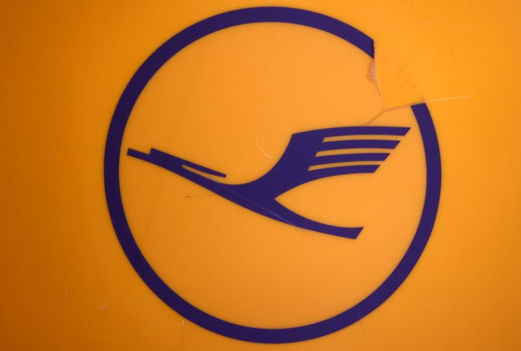LUFTHANSA ÉMET €525 MILLIONS D'OBLIGATIONS CONVERTIBLES