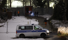 Des enquêteurs sur le lieu du sabotage d'une installation électrique à Berlin, en Allemagne, le 3 janvier 2026. ( AFP / ODD ANDERSEN )