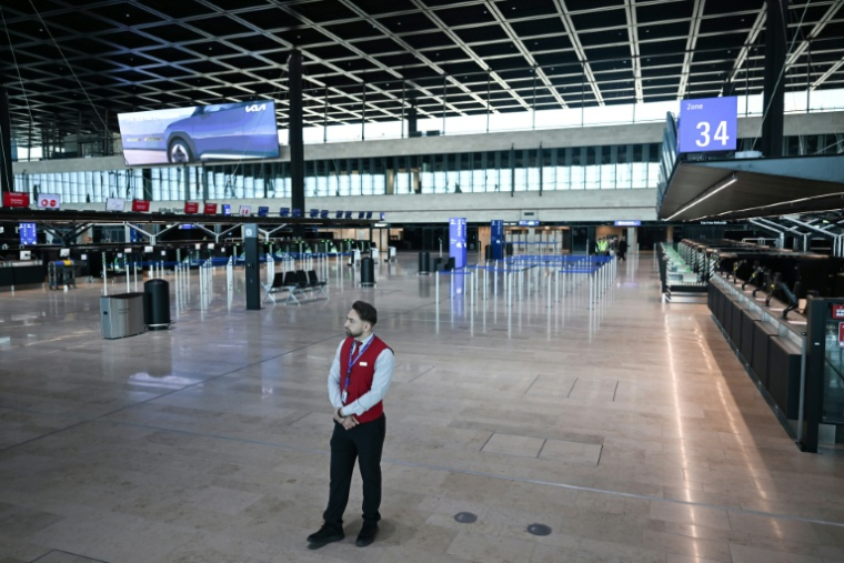 Le troisième terminal de l'aéroport de Francfort, lors de son inauguration, le 22 avril 2026 en Allemagne ( AFP / Kirill KUDRYAVTSEV )