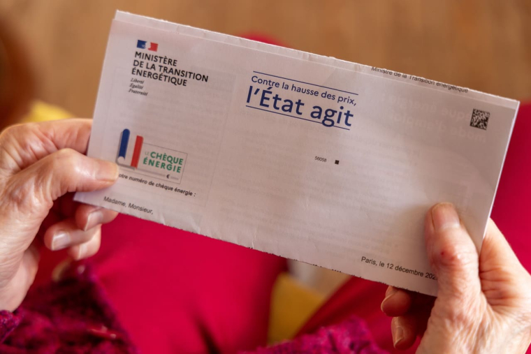 (Dernière ligne droite pour réclamer le chèque énergie si vous êtes concerné ou si un proche est éligible à cette aide de l'Etat - Crédit photo : Adobe Stock)