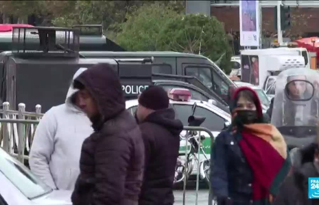 Contestation en Iran : les femmes, de plus en plus nombreuses à sortir sans voile