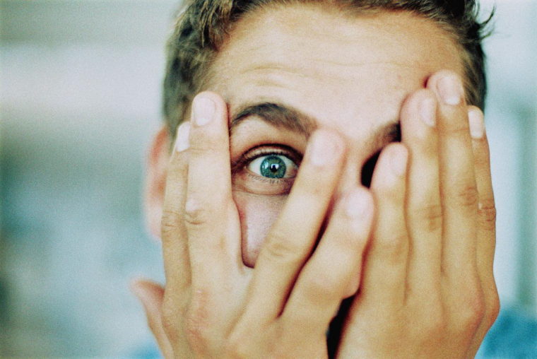 Des biais psychologiques influencent vos décisions patrimoniales, notamment en Bourse où vous sentez parfois l’importance de réagir vite.