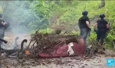 Début de l'opération "Wuambushu" à Mayotte dans un climat très tendu