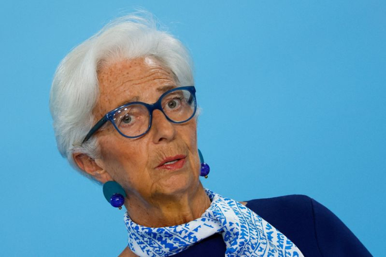 Christine Lagarde, présidente de la BCE, s'adresse aux médias au siège de la BCE à Francfort