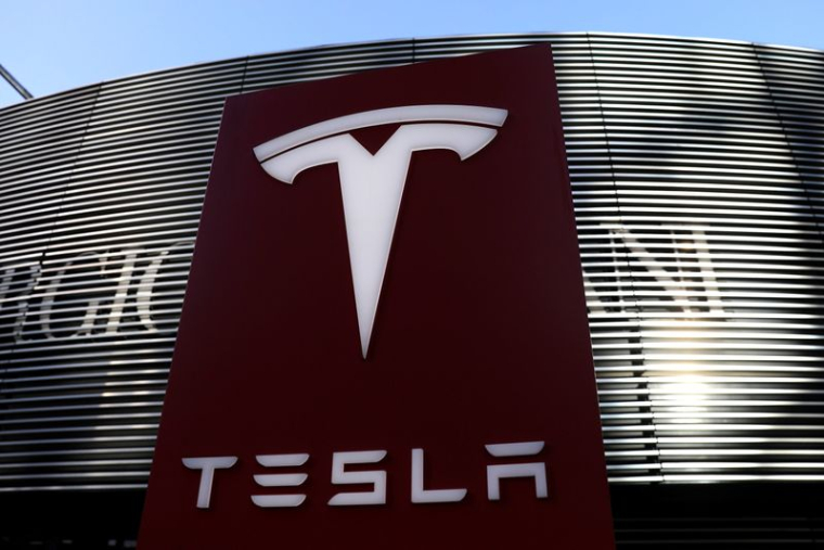 TESLA SUSPEND LA PRODUCTION DE LA MODEL 3 EN CALIFORNIE, SELON BLOOMBERG