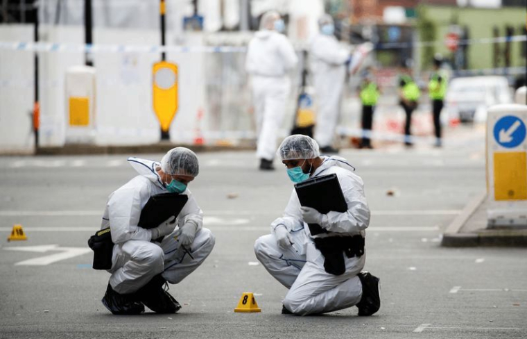 ARRESTATION D'UN SUSPECT APRÈS L'ATTAQUE AU COUTEAU À BIRMINGHAM