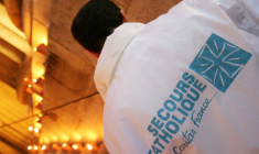 Le Secours catholique annonce un projet de plan social prévoyant la suppression de 130 postes, une première pour l'association caritative ( AFP / PIERRE ANDRIEU )