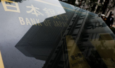 LA BOJ MET EN GARDE CONTRE LES INCERTITUDES CONCERNANT LA REPRISE