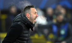 L'entraîneur de l'OM Roberto De Zerbi pendant un match de Ligue des champions à Bruges, le 28 janvier 2026 ( AFP / NICOLAS TUCAT )