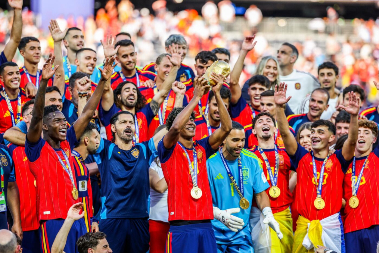 Le magnifique geste d'un champion du monde espagnol après le Mondial