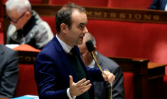 Le Premier ministre Sébastien Lecornu à l'Assemblée nationale, le 26 novembre 2025 à Paris ( AFP / Alain JOCARD )