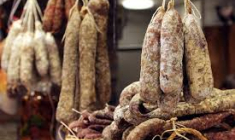 Un jeune condamné pour avoir lancé un saucisson sur un policier après le sacre du PSG