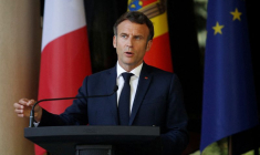 LA FRANCE VA CONTINUER À SOUTENIR L'UKRAINE SOUS TOUTES SES FORMES, DIT MACRON