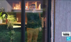 Leurs maisons tout confort sont faites avec les déchets de nos poubelles jaunes