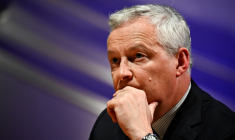 Le ministre de l'Economie et des Finances Bruno Le Mair et membre de la coalition "Ensemble", lors d'une réunion avec le Medef et les chefs de partis et de coalitions avant les législatives, le 20 juin 2024 à Paris ( AFP / JULIEN DE ROSA )