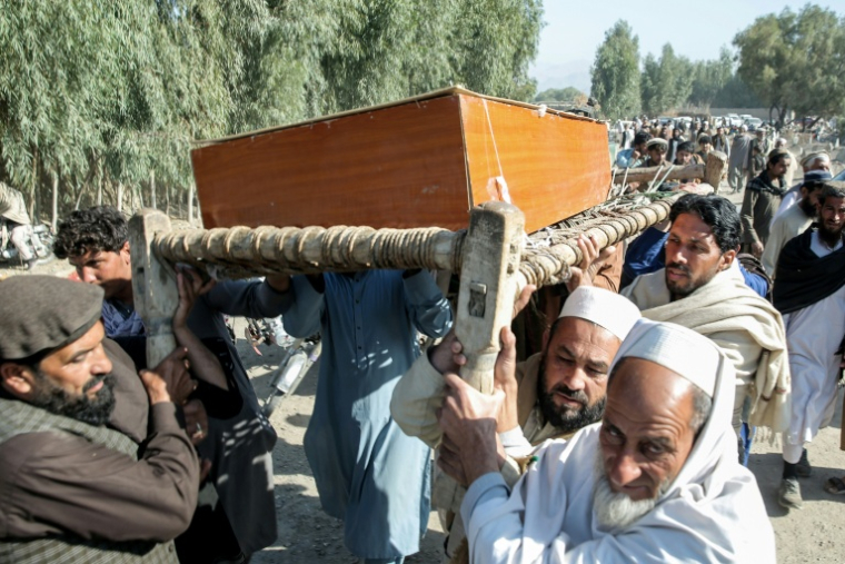 Funérailles de victimes après des frappes aériennes du Pakistan à la frontière de l'Afghanistan, le 22 février 2026 dans la province de Nangarhar, dans l'est de l'Afghanistan  ( AFP / - )