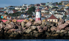 Vue sur la ville de Saint-Pierre, dans l'archipel français de Saint-Pierre-et-Miquelon (situé dans l'Atlantique Nord), le 19 septembre 2026 ( AFP / Ludovic MARIN )