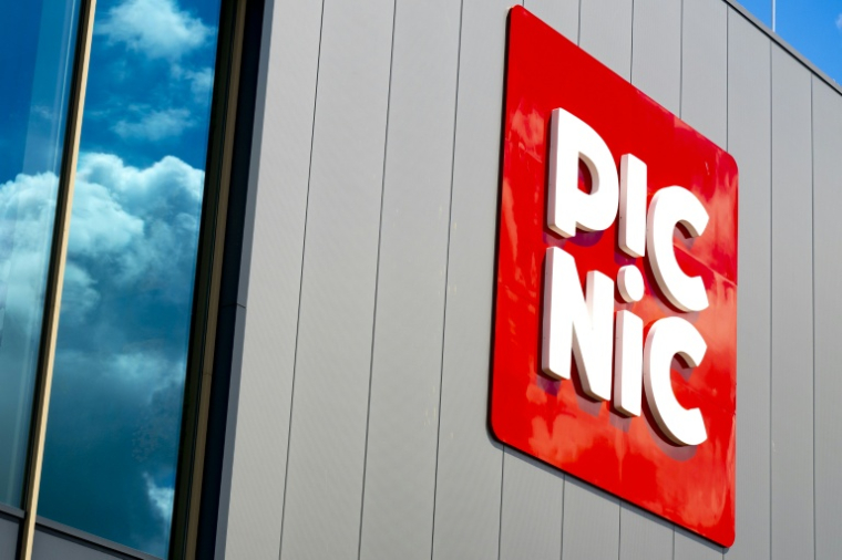 La perte nette de l'entreprise néerlandaise Picnic, spécialisée dans la livraison de courses alimentaires à domicile, s'est creusée à 272 millions d'euros en 2025 en raison notamment des coûts liés à son "expansion rapide" en Allemagne, mais ses ventes ont bondi de 24% ( AFP / Nick Gammon )