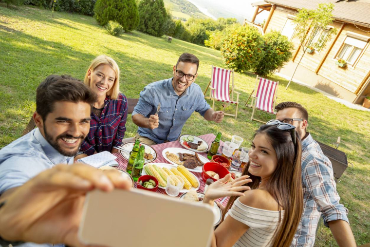 Comment acheter une résidence secondaire à plusieurs ? / iStock-vladans